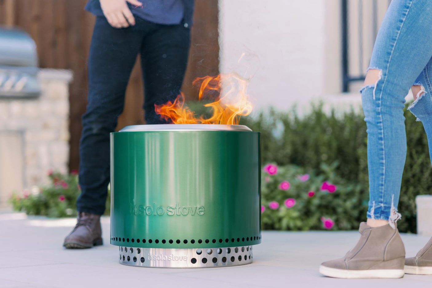 Solo Stove Bonfire with Stand | 19.5" Smokeless Fire Pit, Removable Ash Pan | Portable Stainless Steel Wood Burning Outdoor Fireplace, Ideal for 4–6 People, 21.75 lbs