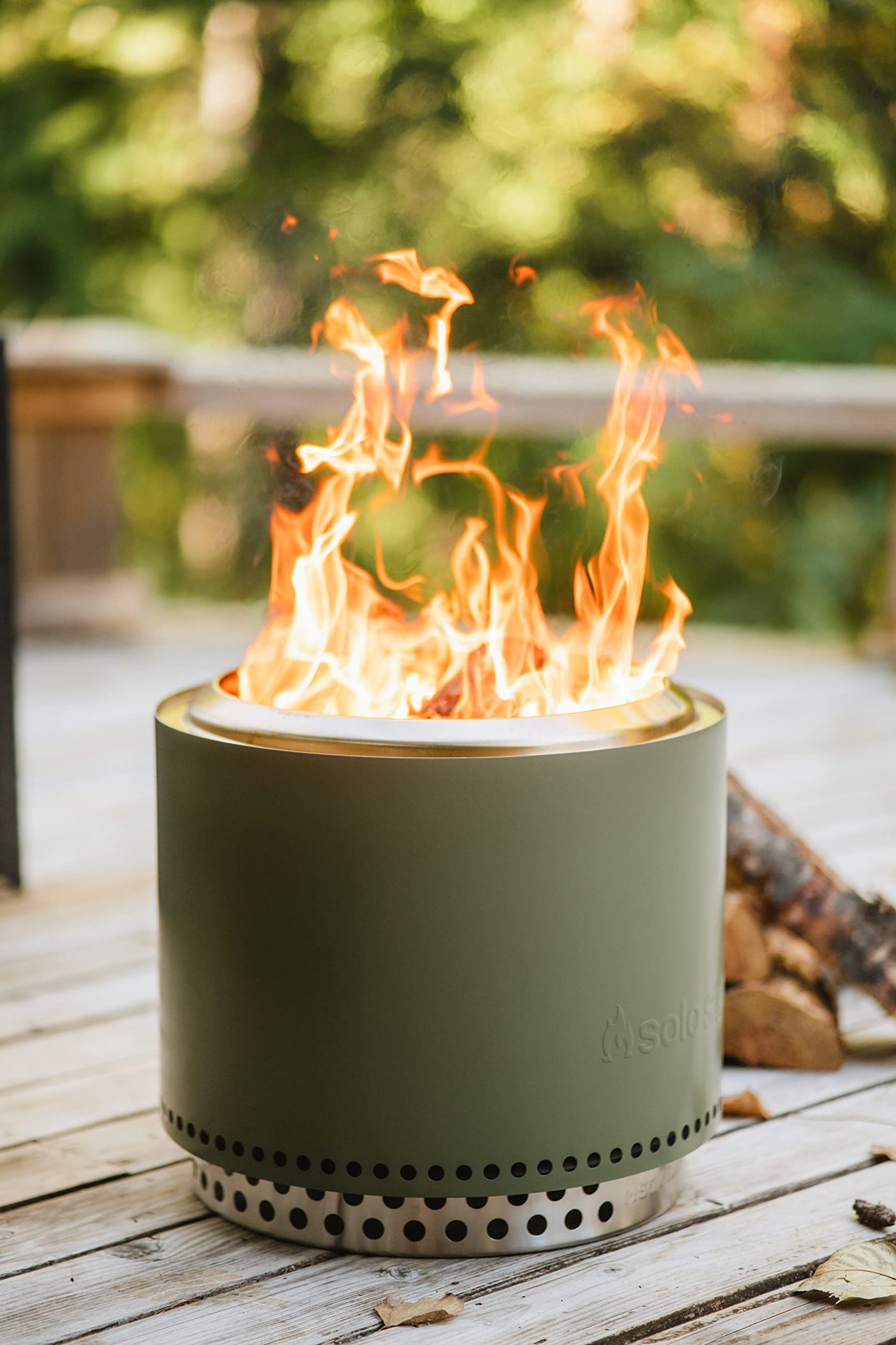 Solo Stove Bonfire with Stand | 19.5" Smokeless Fire Pit, Removable Ash Pan | Portable Stainless Steel Wood Burning Outdoor Fireplace, Ideal for 4–6 People, 21.75 lbs