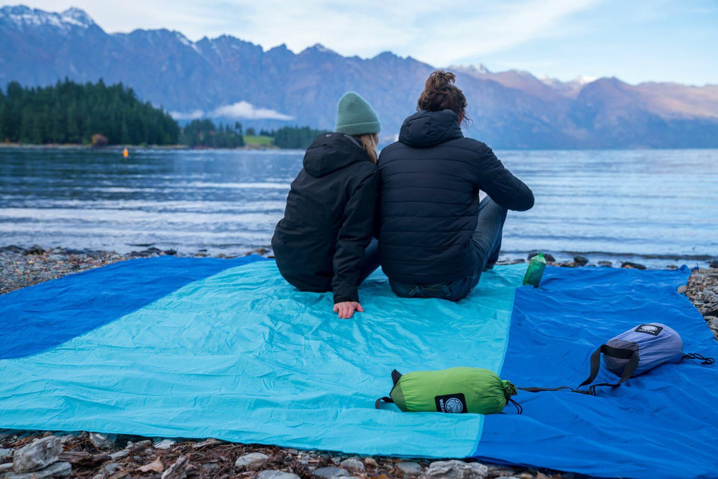 WEKAPO Beach Blanket Sandproof Waterproof, Extra Large Beach Mat, Oversized & Compact Sand Free Mat Quick Drying, Lightweight & Durable with 6 Stakes & 4 Corner Pockets