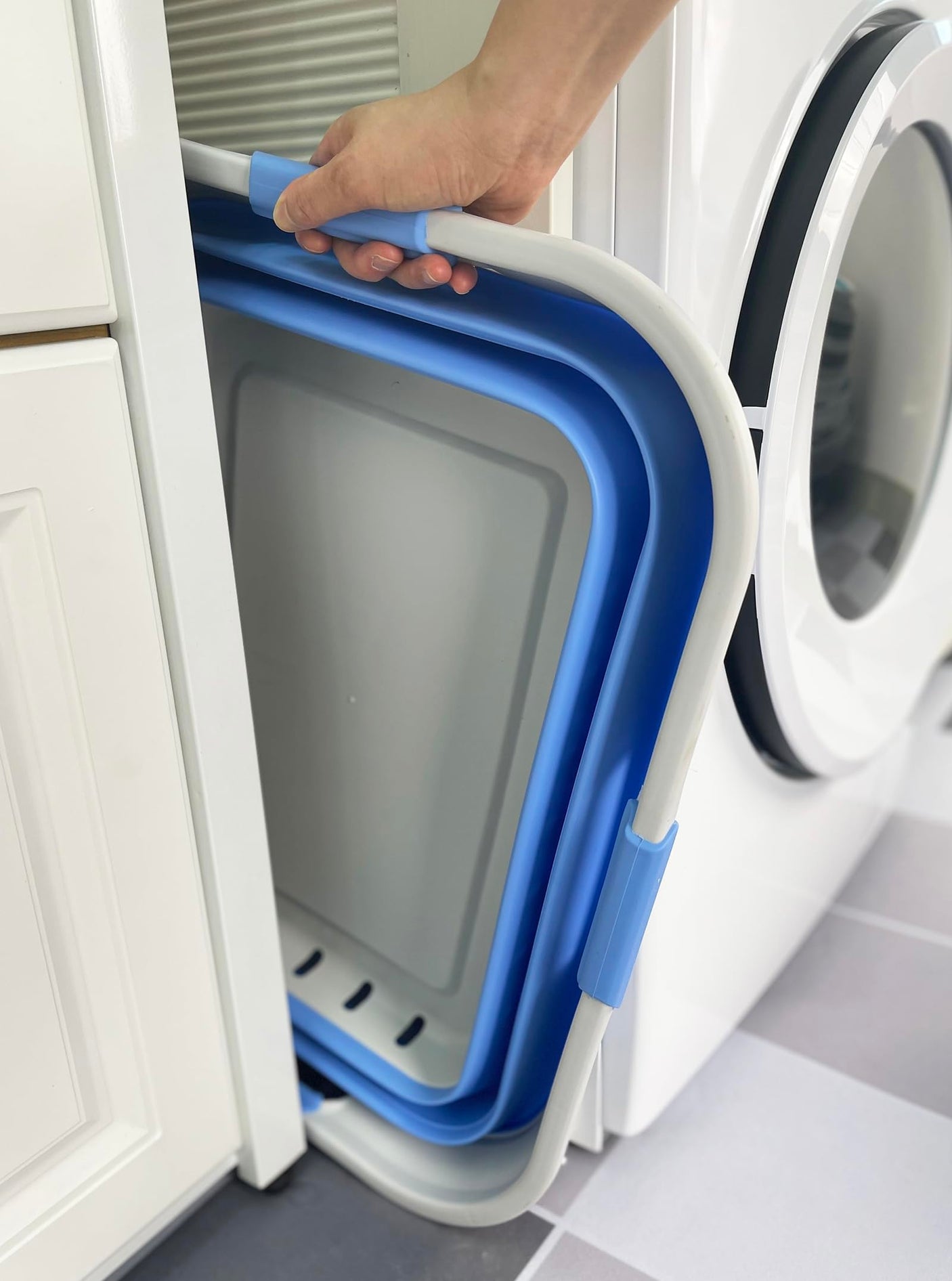 SAMMART 42L (11 gallon) Collapsible Plastic Laundry Basket - Foldable Pop Up Storage Container/Organizer - Space Saving Hamper/Basket (1, White/Grey)
