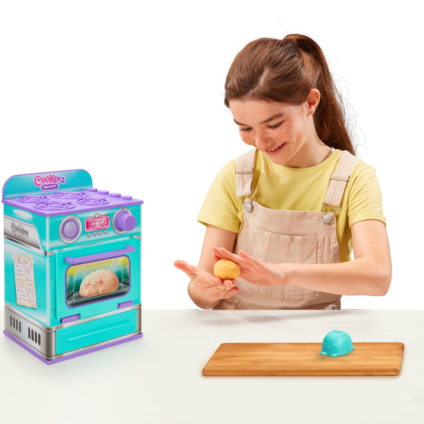 Baked Treatz Oven Playset – Interactive Bake & Reveal Toy Oven with Mystery Warm Scented Plush (Barky Bun, Ciacatta Bake, or Wheatney Bunny), Mixing Tools, Dough, & Accessories, 5+
