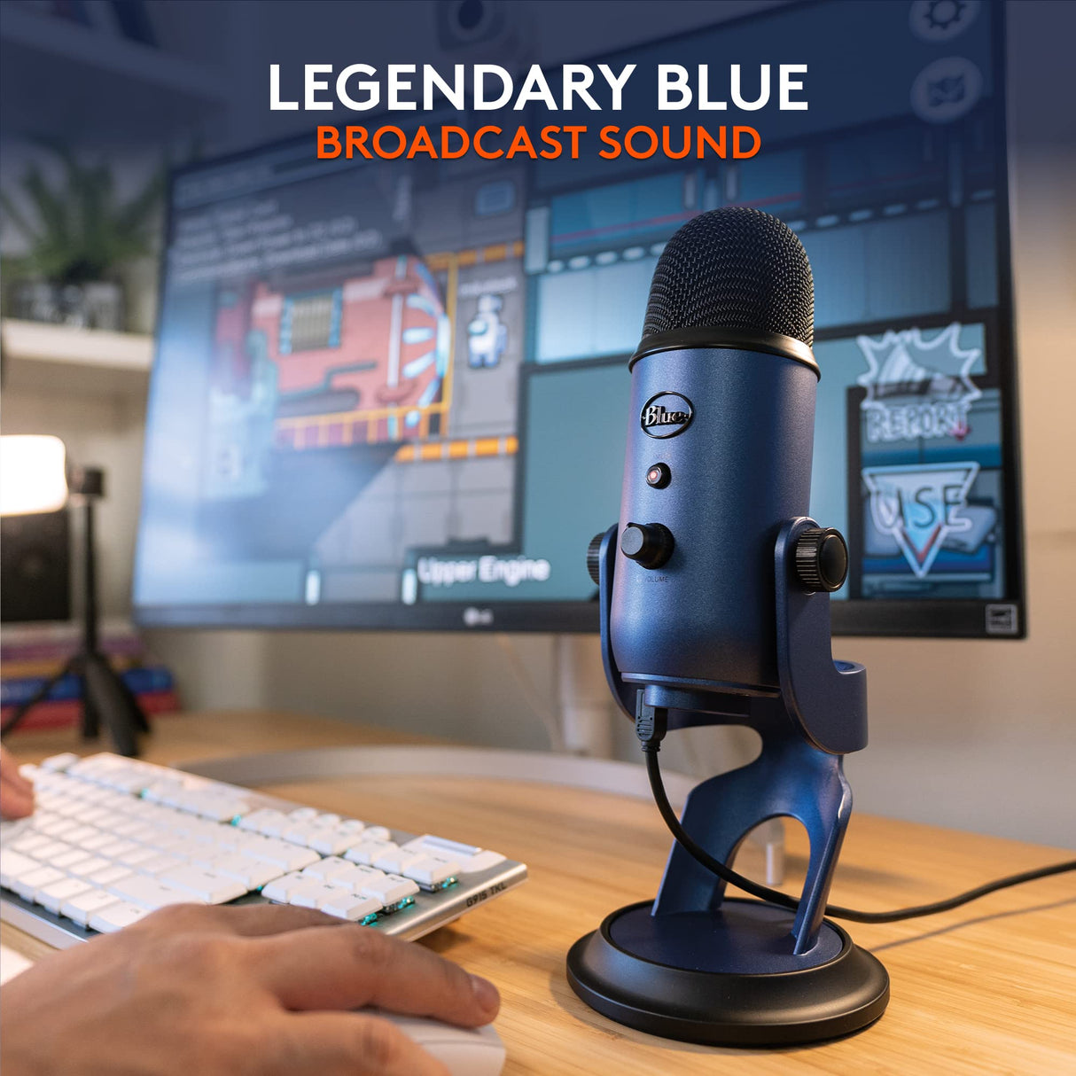 Logitech for Creators Blue Yeti USB Microphone for Gaming, Streaming, Podcasting, Twitch, YouTube, Discord, Recording for PC and Mac, 4 Polar Patterns, Studio Quality Sound, Plug & Play-Blackout