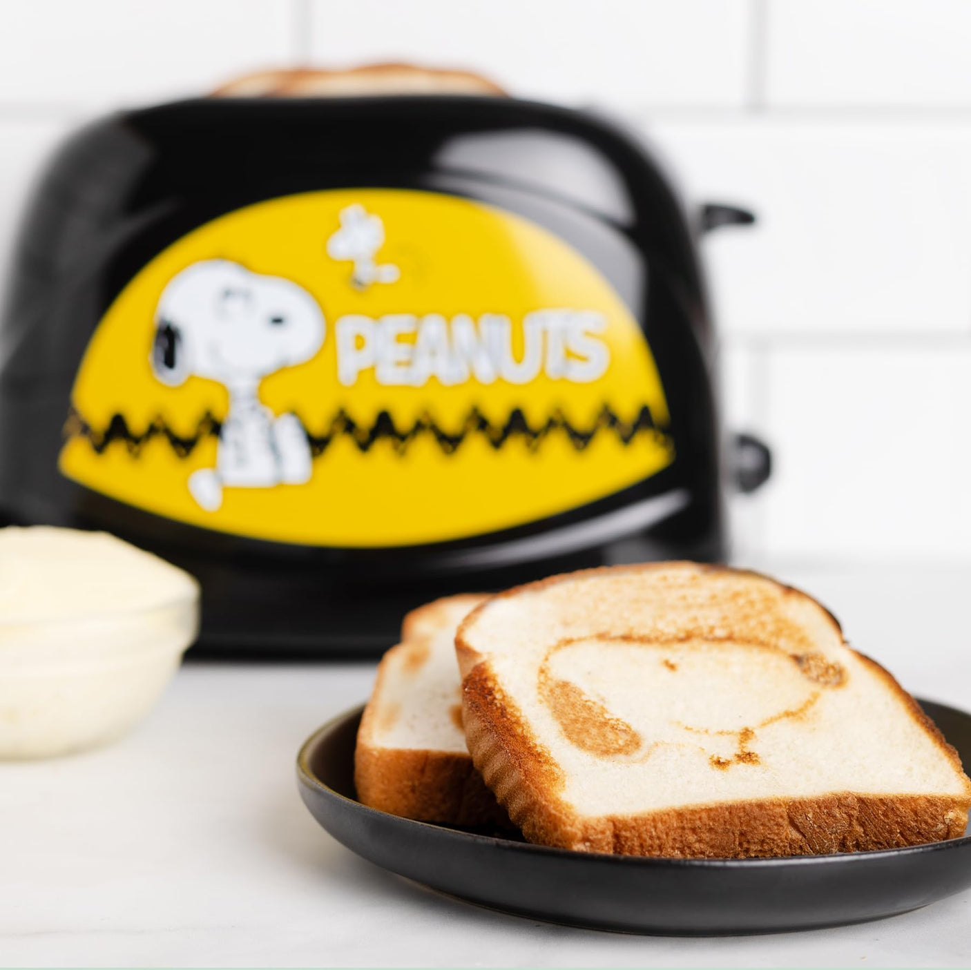 Uncanny Brands Bob Ross Toaster - Toasts Bob's Iconic Face onto Your Toast