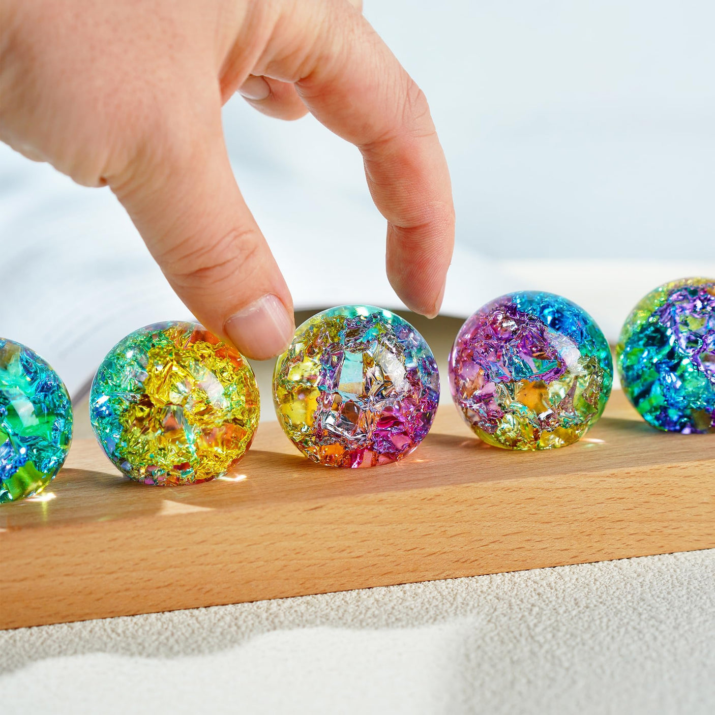 7 Chakra Natural Healing Spheres with LED Wooden Stand 40mm Crystal Quartz Stones for Meditation Positive Energy Night Light Decoration Balls Set for Home