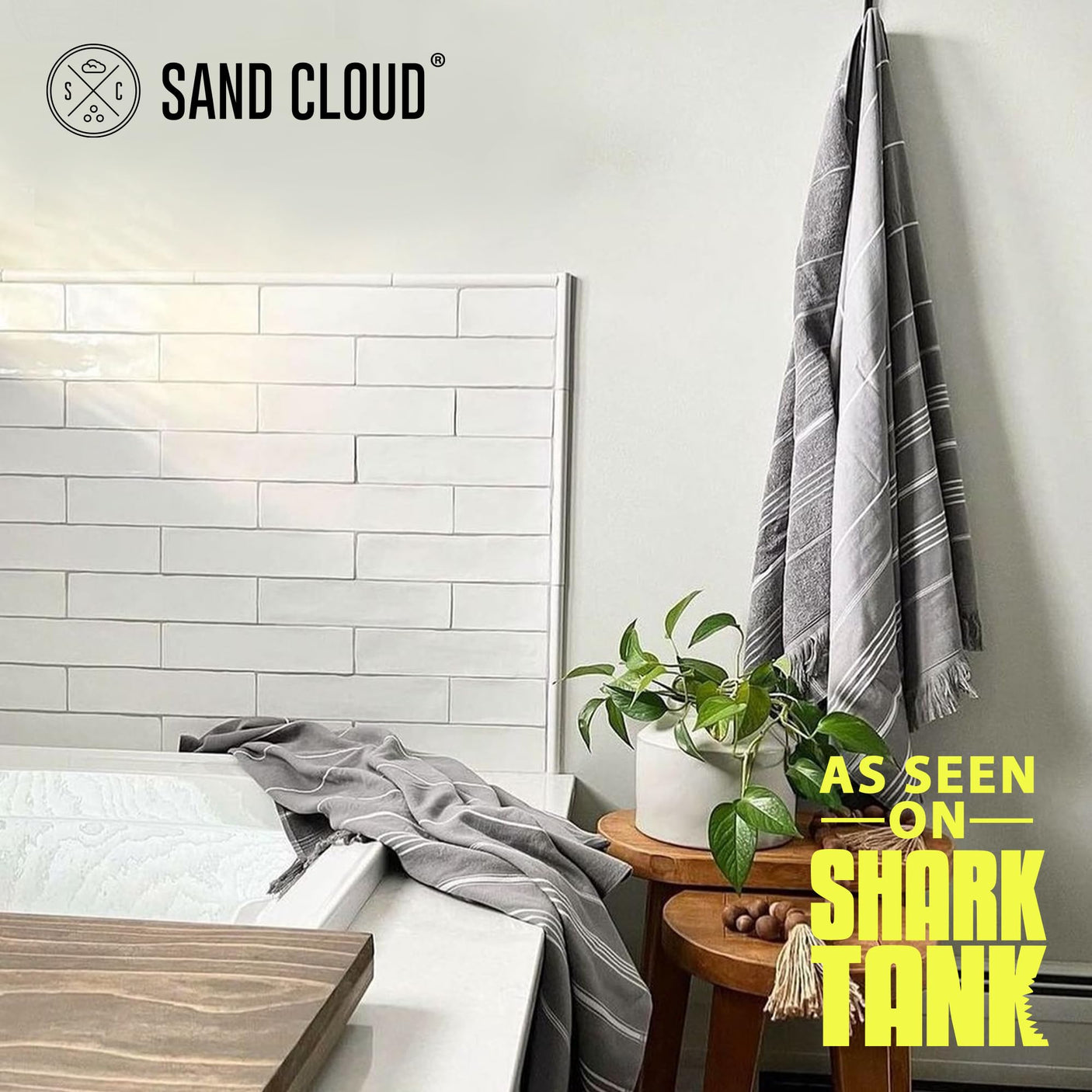 Sand Cloud Turkish Bath Towels Bundle for Bathroom, Set of 4 (Classic Green) - Large Size - 100% Certified Organic Cotton Yarn is Lightweight, Soft & Absorbent - Premium Bath Towels Dry Faster