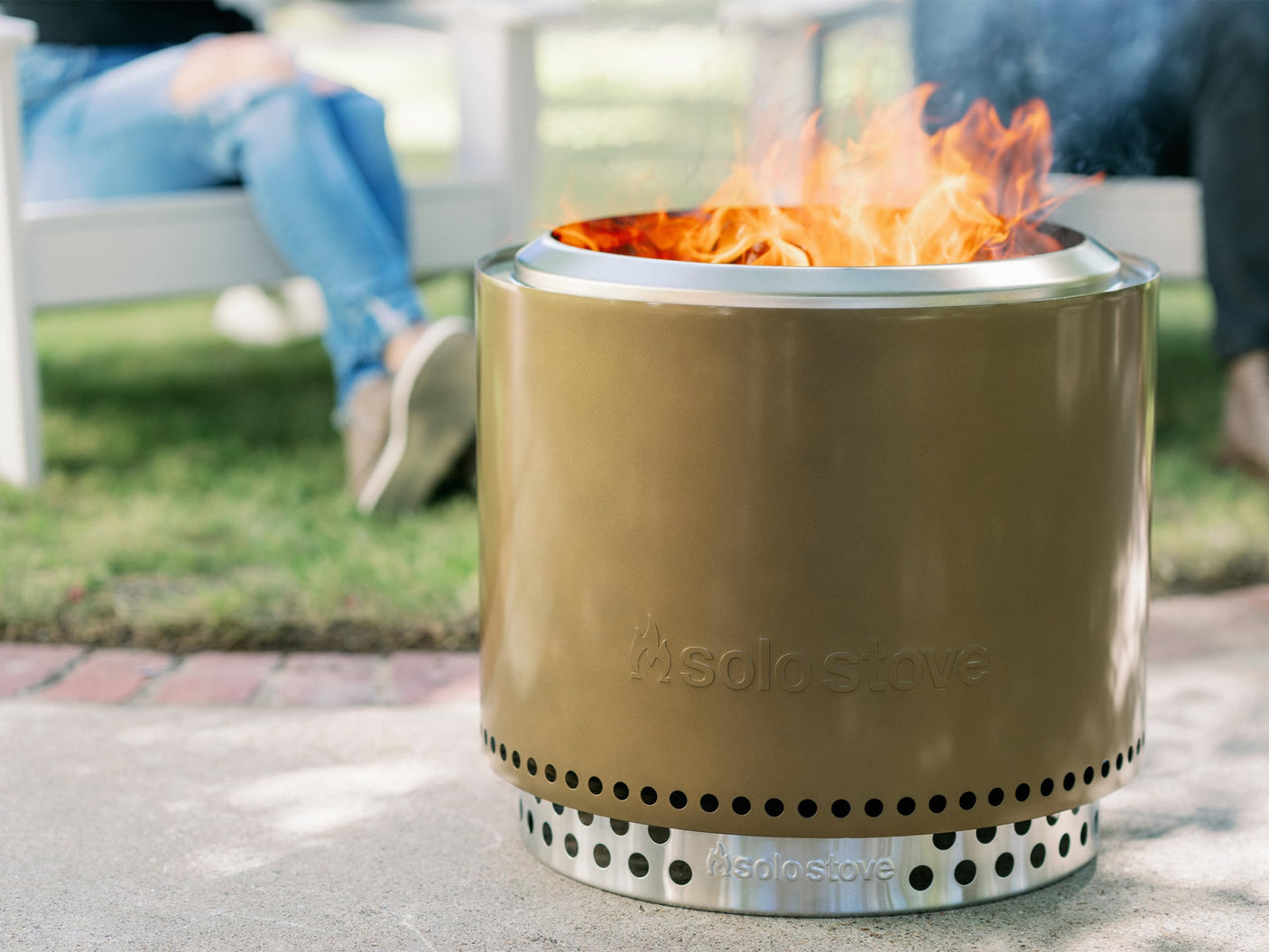 Solo Stove Bonfire with Stand | 19.5" Smokeless Fire Pit, Removable Ash Pan | Portable Stainless Steel Wood Burning Outdoor Fireplace, Ideal for 4–6 People, 21.75 lbs