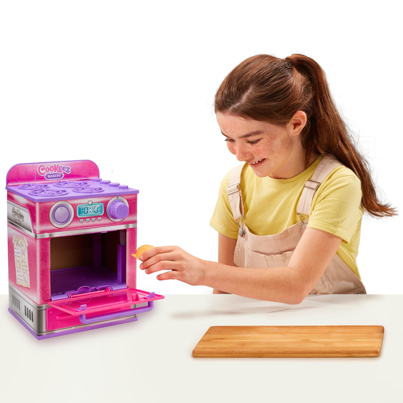 Baked Treatz Oven Playset – Interactive Bake & Reveal Toy Oven with Mystery Warm Scented Plush (Barky Bun, Ciacatta Bake, or Wheatney Bunny), Mixing Tools, Dough, & Accessories, 5+ - Build Your Ideas