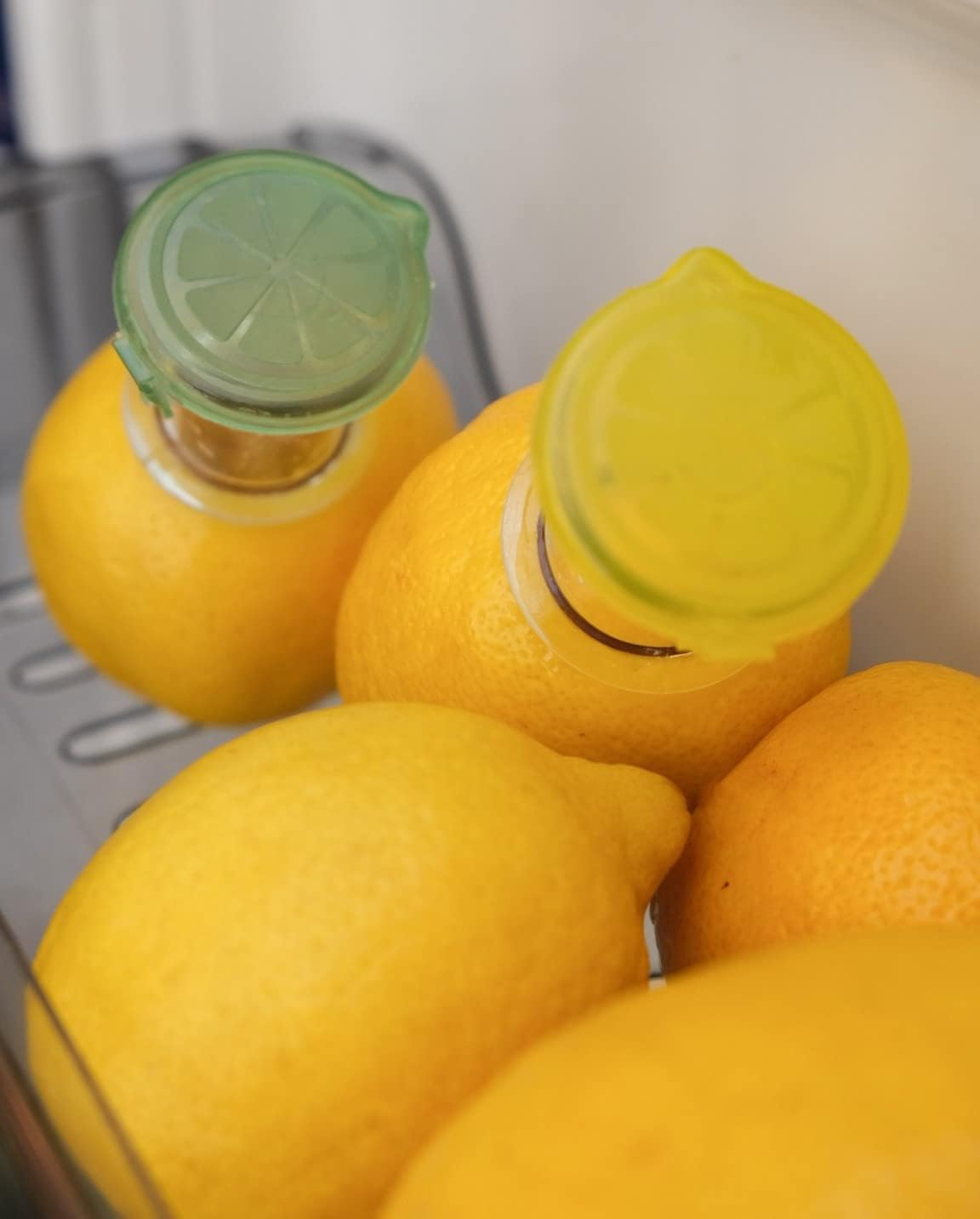 YZC Lemon Squeezer – 2 - Pack Lemon - Juicer – BPA - Free Plastic Lime Juicer– Compact Juice Extractor Citrus Press with Lid – Squeeze Lime for Cocktails, Drinks - Build Your Ideas